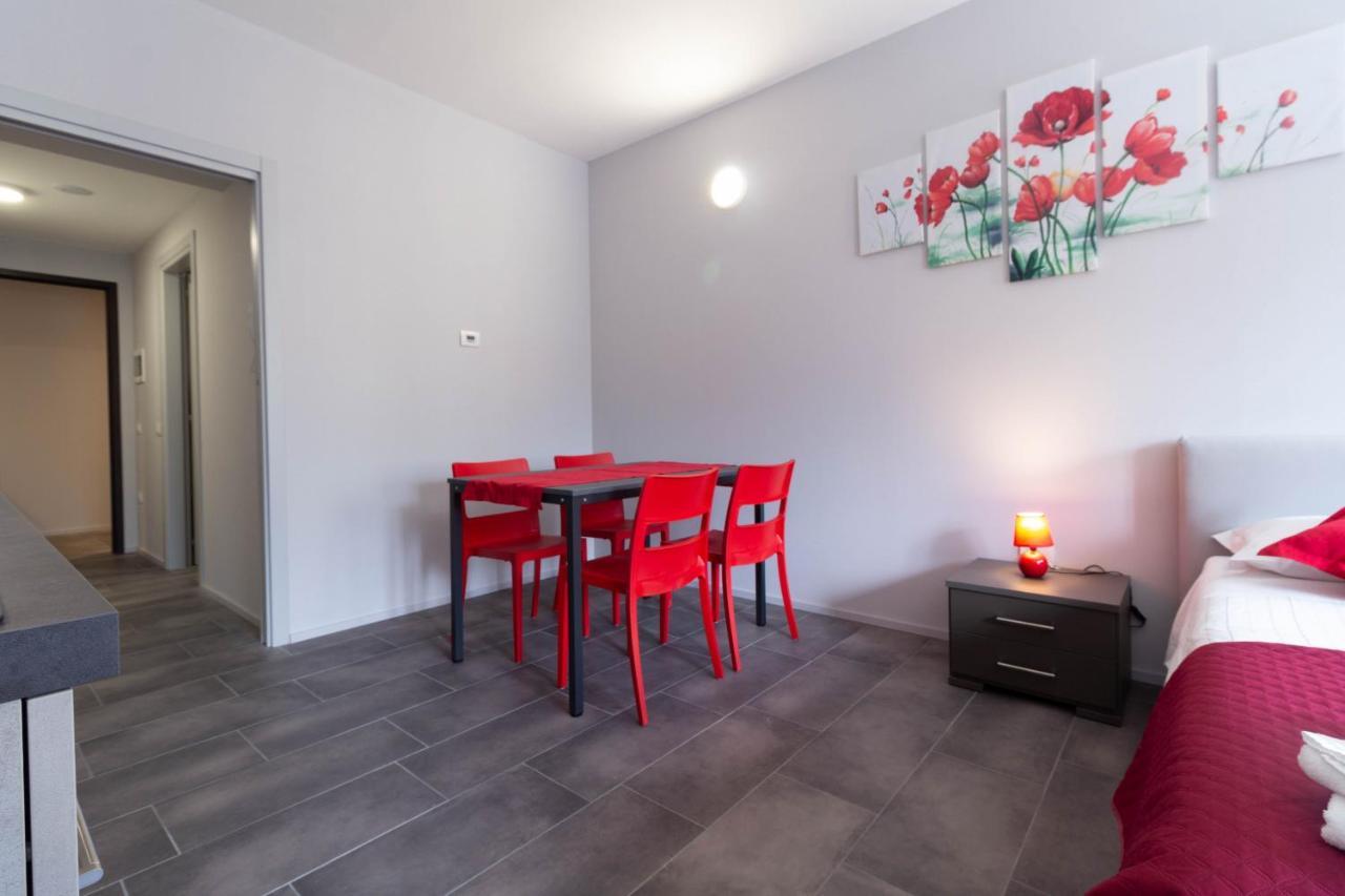 Appartamento Papavero - Affitti Brevi Italia Lecco Exterior foto
